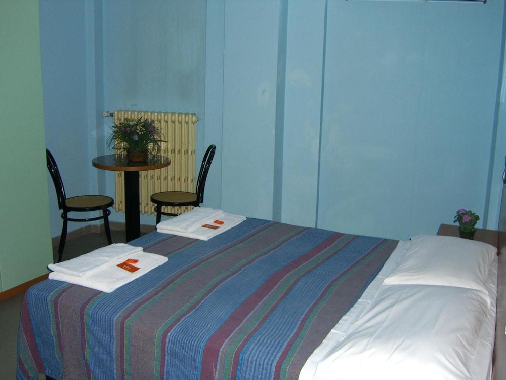 Hotel Mercurio Μιλάνο Εξωτερικό φωτογραφία