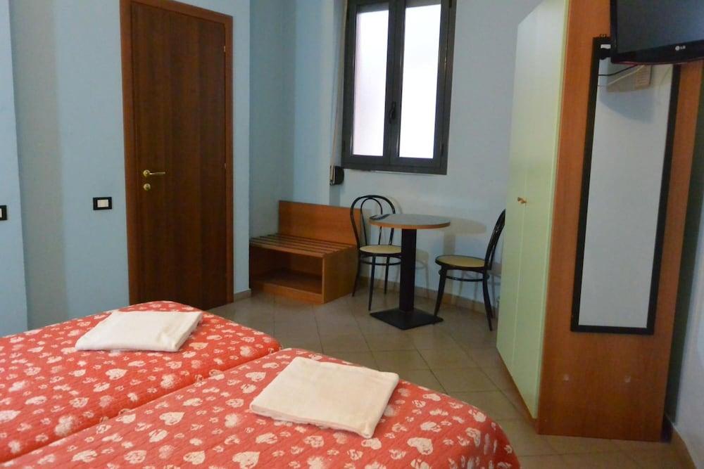 Hotel Mercurio Μιλάνο Εξωτερικό φωτογραφία